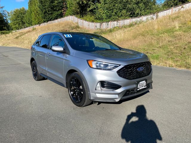 2021 Ford Edge 