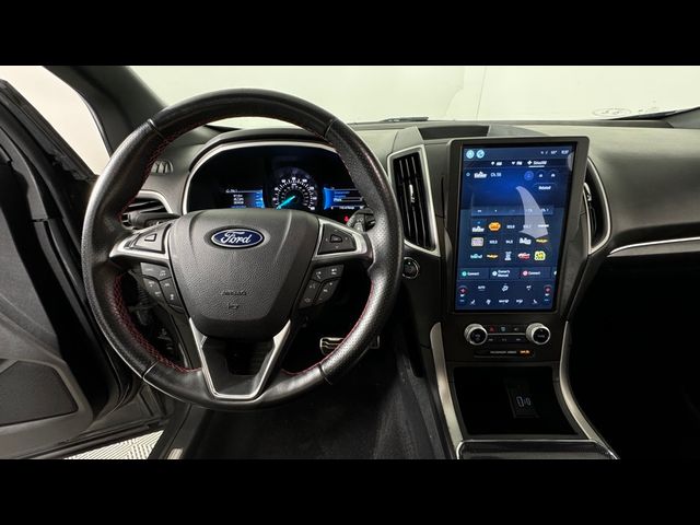 2021 Ford Edge 