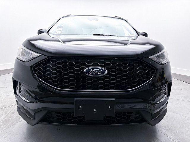 2021 Ford Edge 