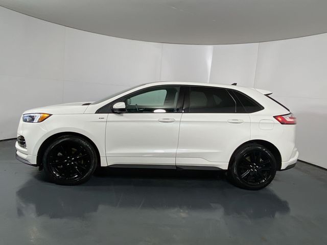 2021 Ford Edge 