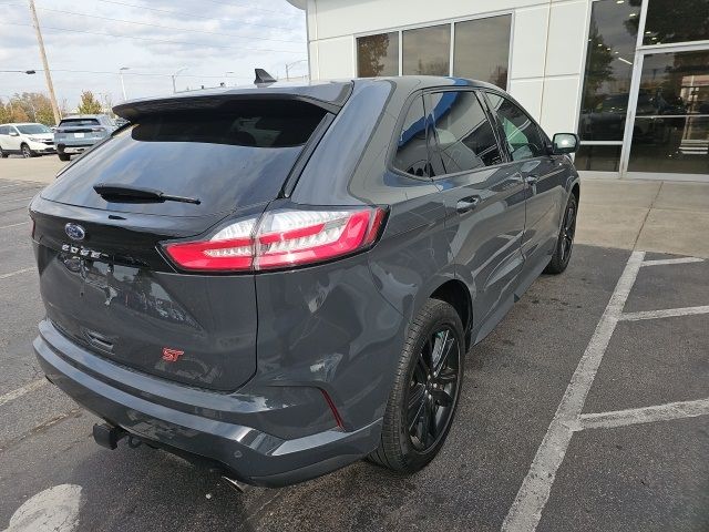 2021 Ford Edge 