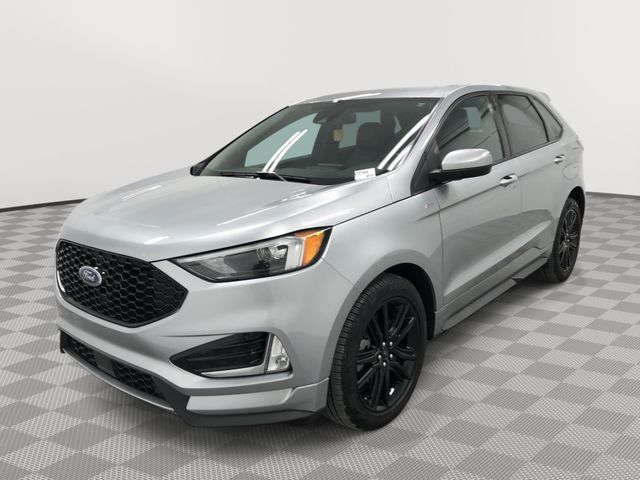 2021 Ford Edge 