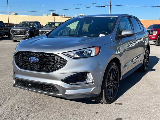 2021 Ford Edge 