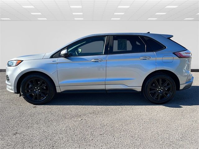 2021 Ford Edge 