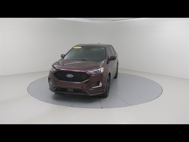 2021 Ford Edge 