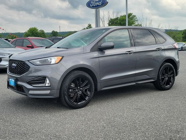 2021 Ford Edge ST Line