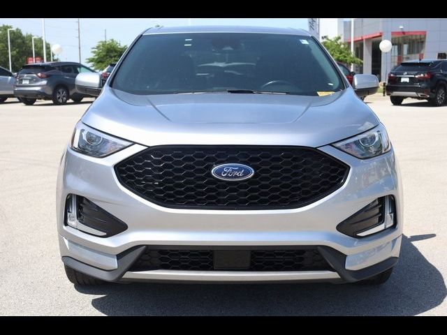 2021 Ford Edge 