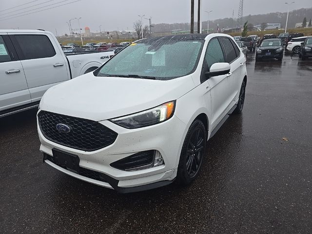 2021 Ford Edge 