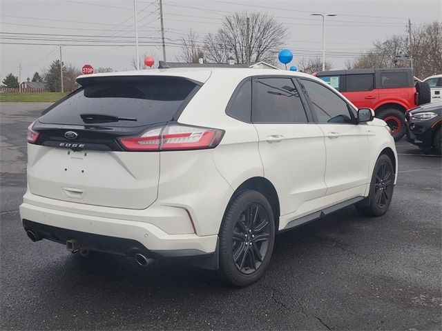 2021 Ford Edge 