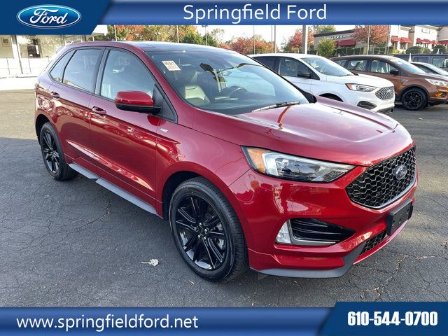 2021 Ford Edge 