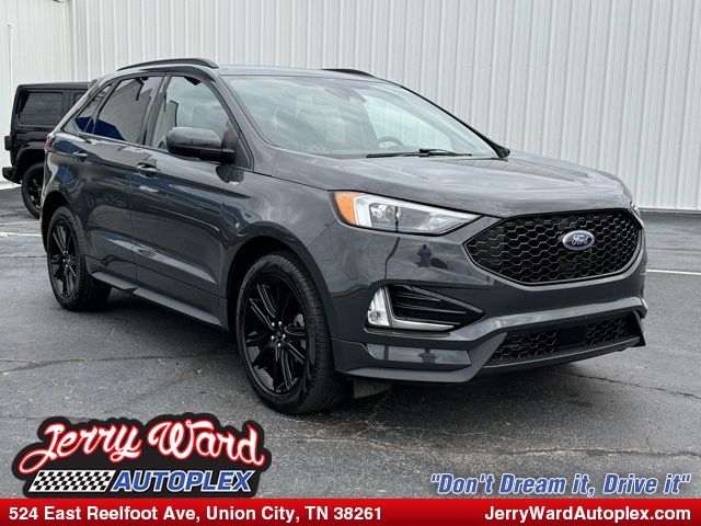 2021 Ford Edge 