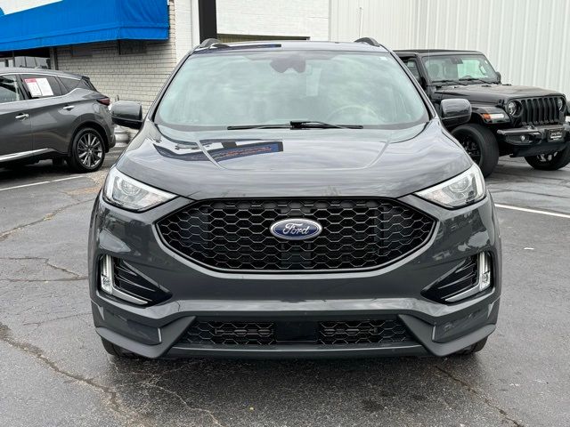 2021 Ford Edge 