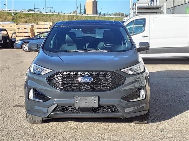 2021 Ford Edge 