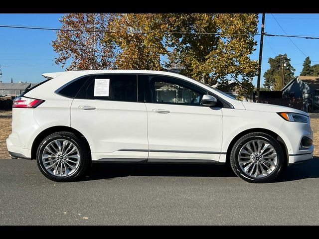 2021 Ford Edge Titanium