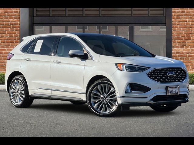 2021 Ford Edge Titanium