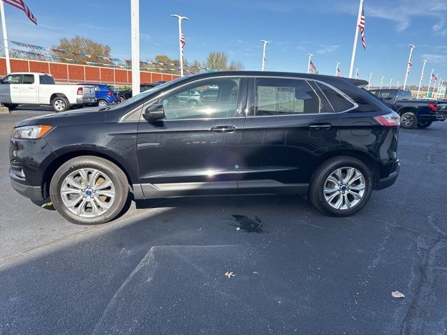 2021 Ford Edge Titanium