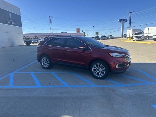 2021 Ford Edge Titanium