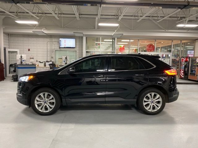 2021 Ford Edge Titanium