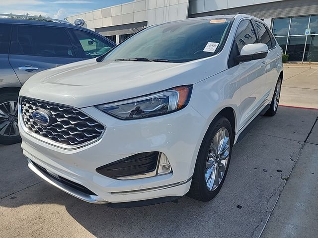 2021 Ford Edge Titanium