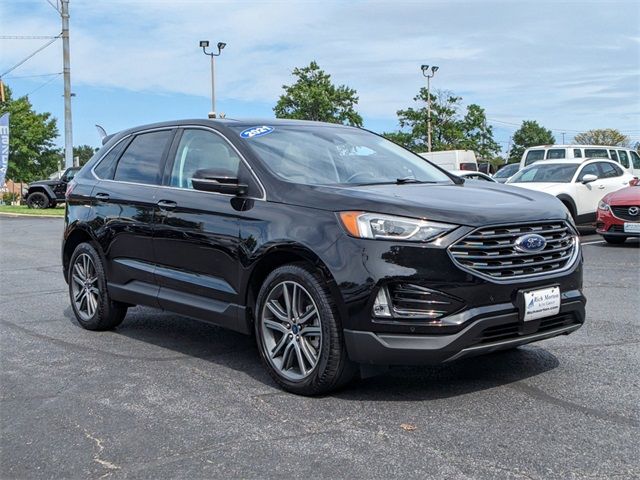 2021 Ford Edge Titanium