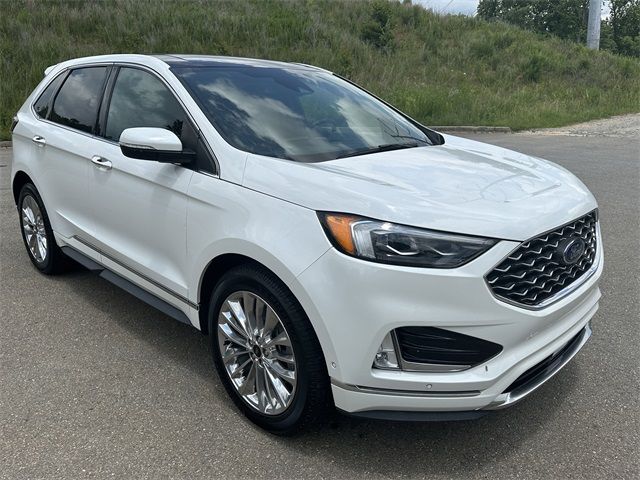 2021 Ford Edge Titanium