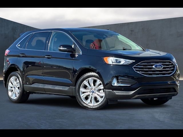 2021 Ford Edge Titanium