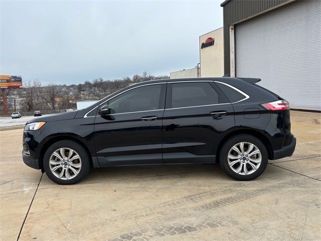 2021 Ford Edge Titanium