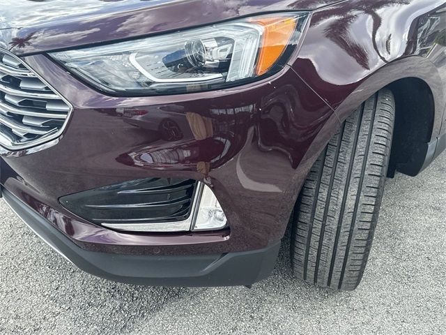 2021 Ford Edge Titanium