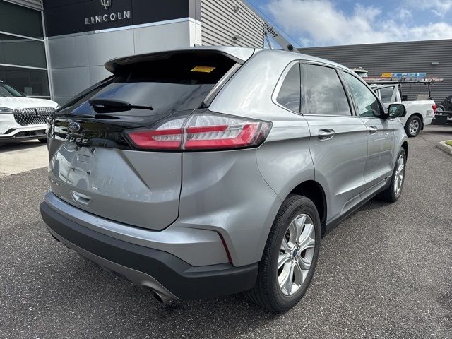 2021 Ford Edge Titanium