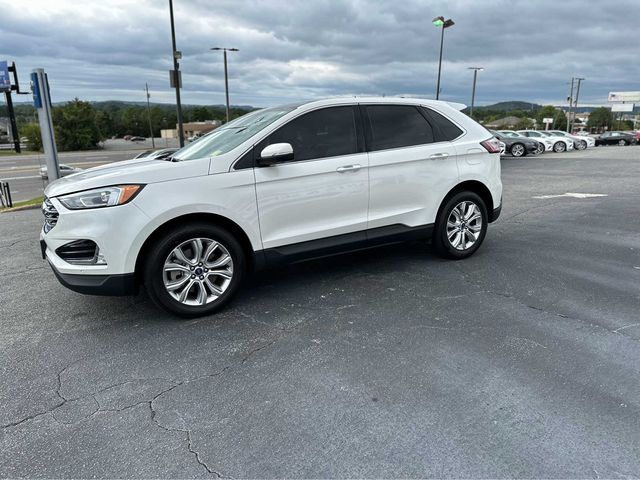 2021 Ford Edge Titanium