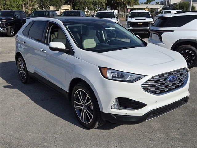 2021 Ford Edge Titanium