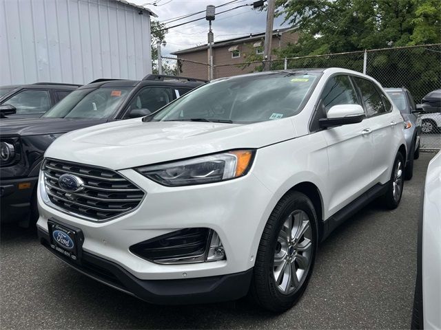 2021 Ford Edge Titanium