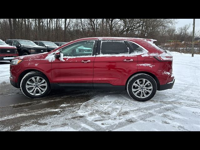 2021 Ford Edge Titanium