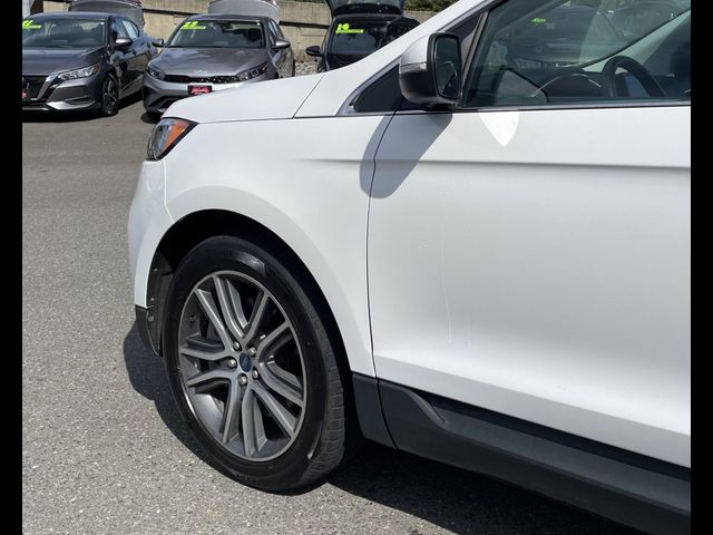 2021 Ford Edge Titanium