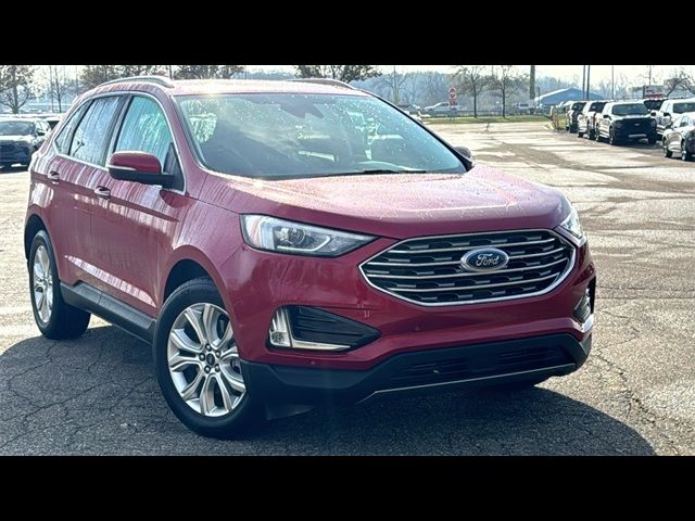 2021 Ford Edge Titanium