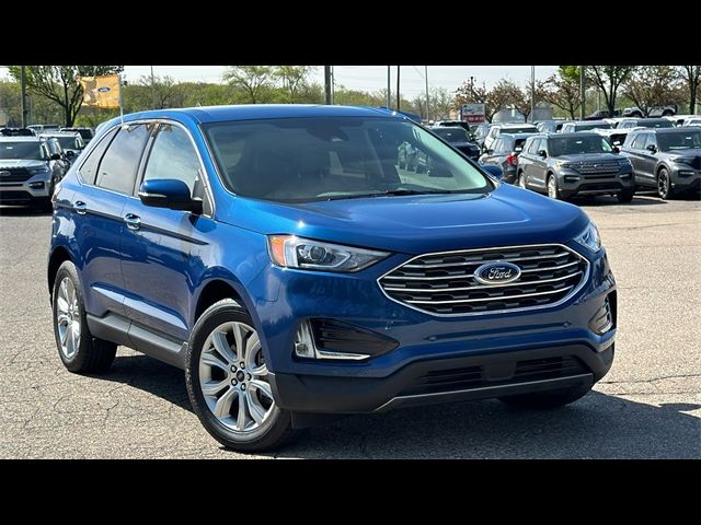 2021 Ford Edge Titanium