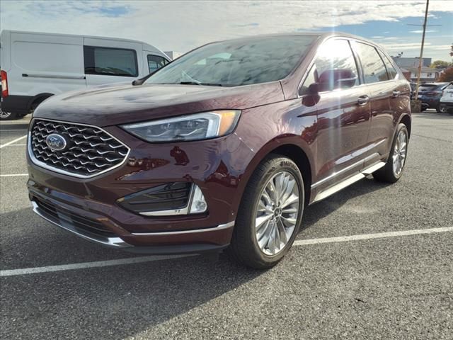 2021 Ford Edge Titanium