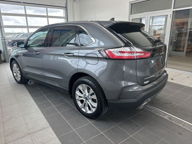 2021 Ford Edge Titanium