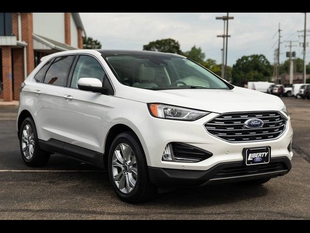 2021 Ford Edge Titanium