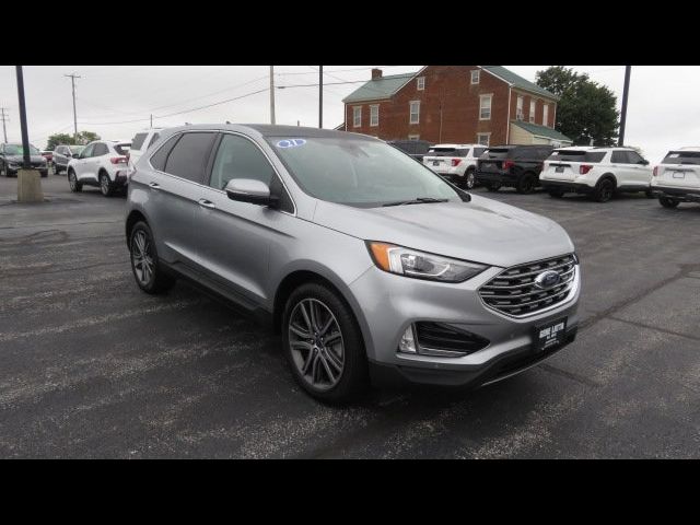 2021 Ford Edge Titanium