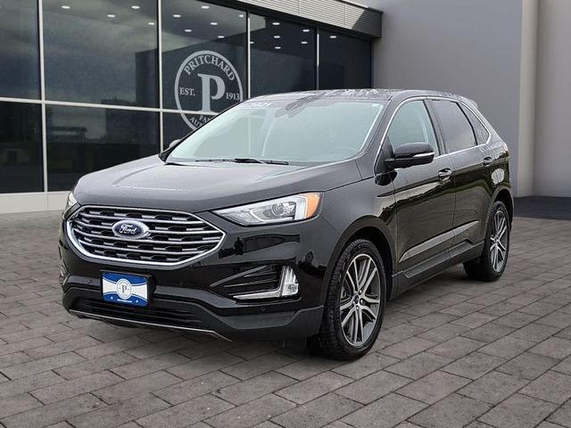 2021 Ford Edge Titanium