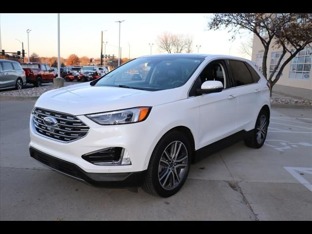 2021 Ford Edge Titanium