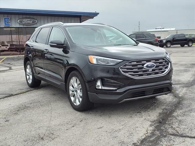 2021 Ford Edge Titanium