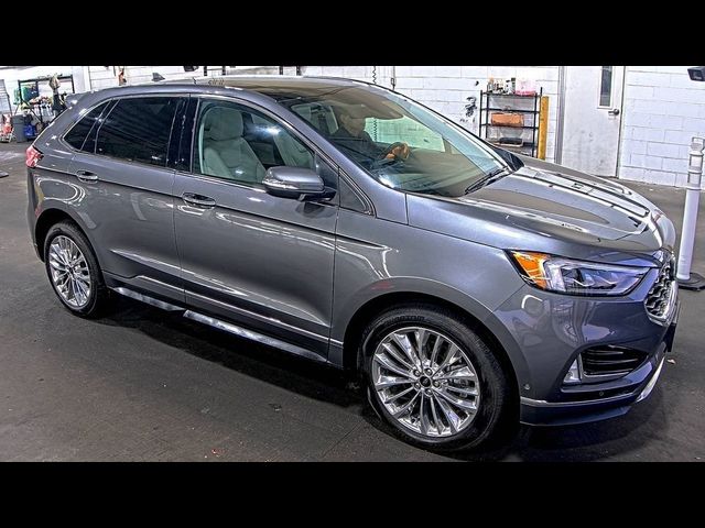 2021 Ford Edge Titanium