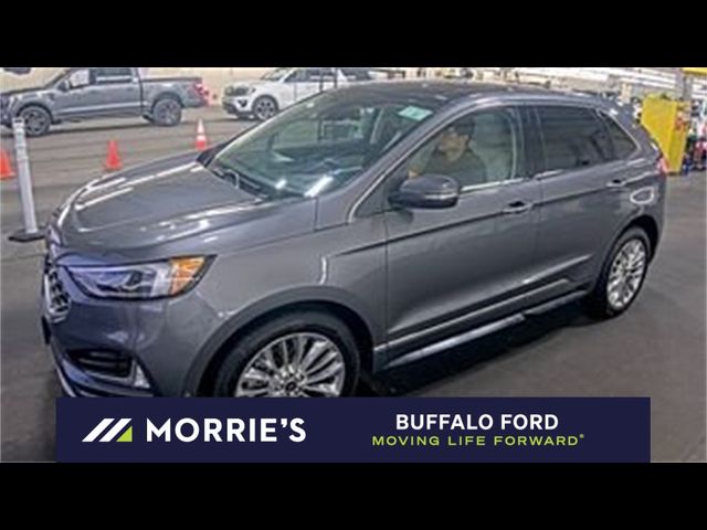 2021 Ford Edge Titanium