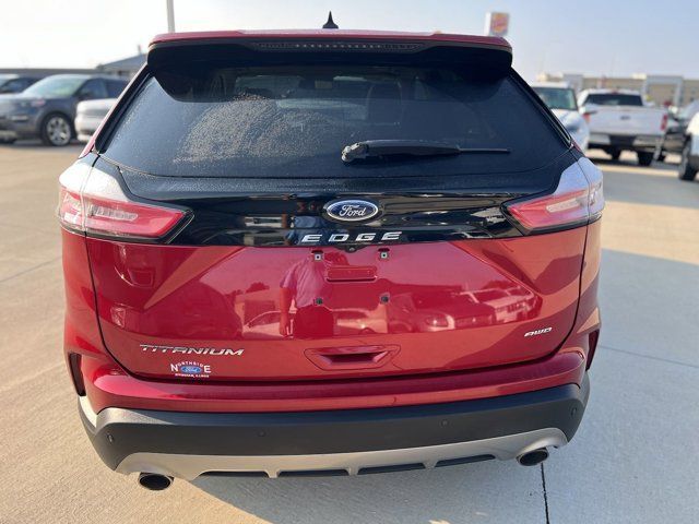 2021 Ford Edge Titanium