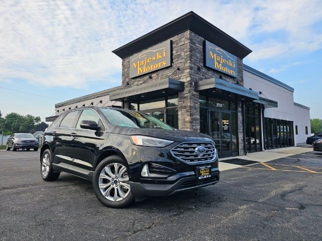 2021 Ford Edge Titanium