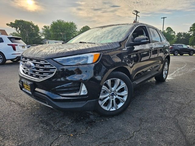 2021 Ford Edge Titanium