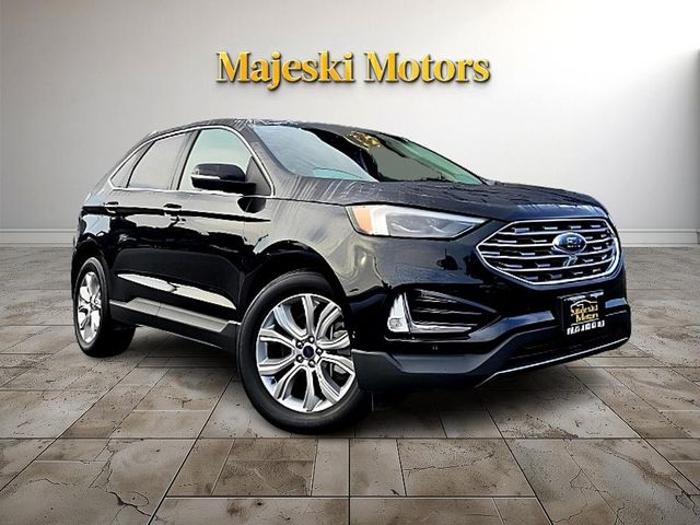 2021 Ford Edge Titanium