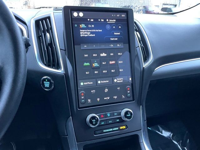 2021 Ford Edge Titanium